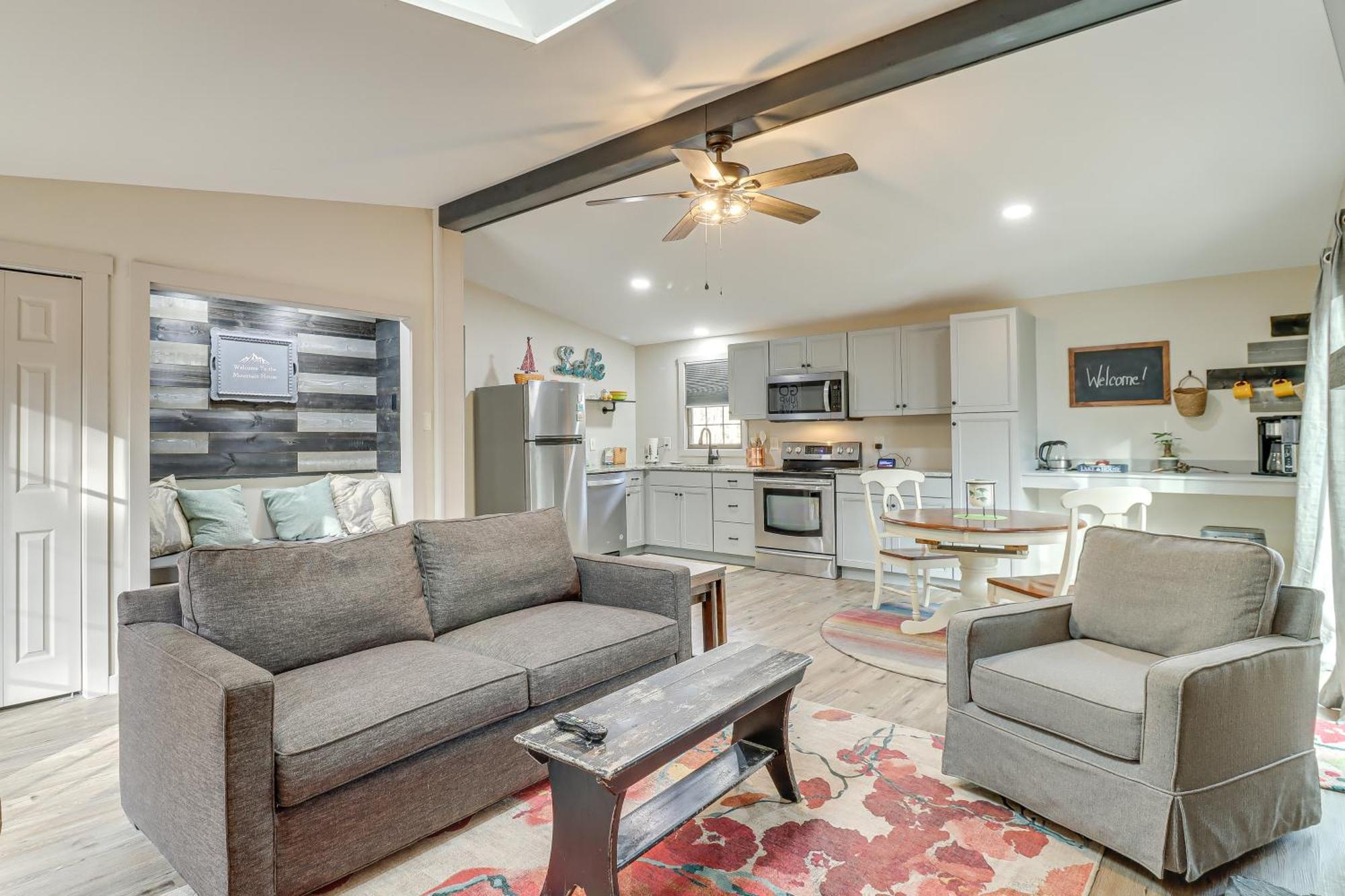 Quaint Jim Thorpe Cabin Retreat, Walk To Beach! Екстер'єр фото