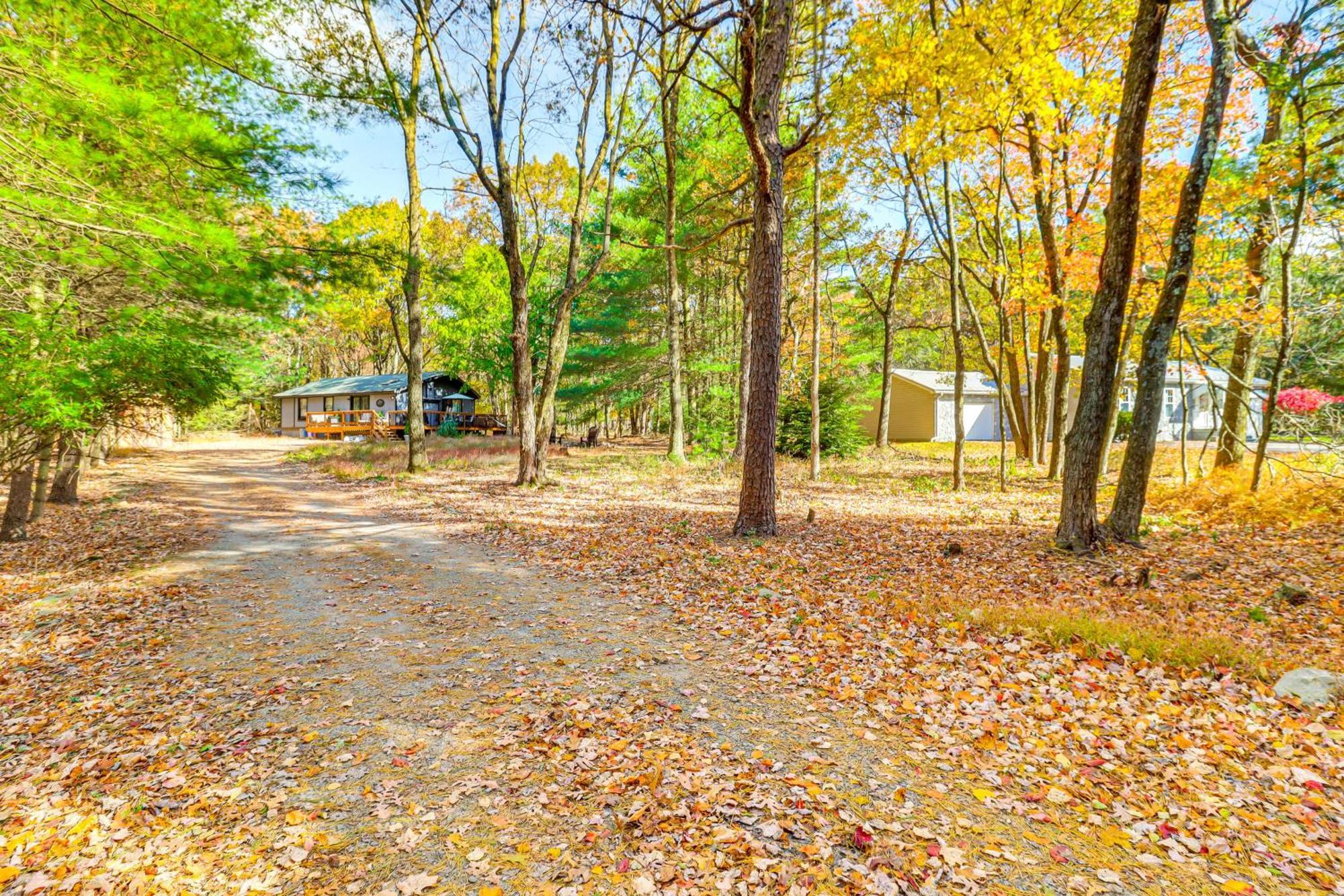 Quaint Jim Thorpe Cabin Retreat, Walk To Beach! Екстер'єр фото
